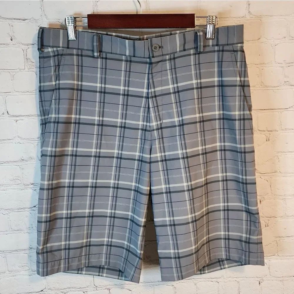 Men's Nike Dri-Fit golf shorts, size 34